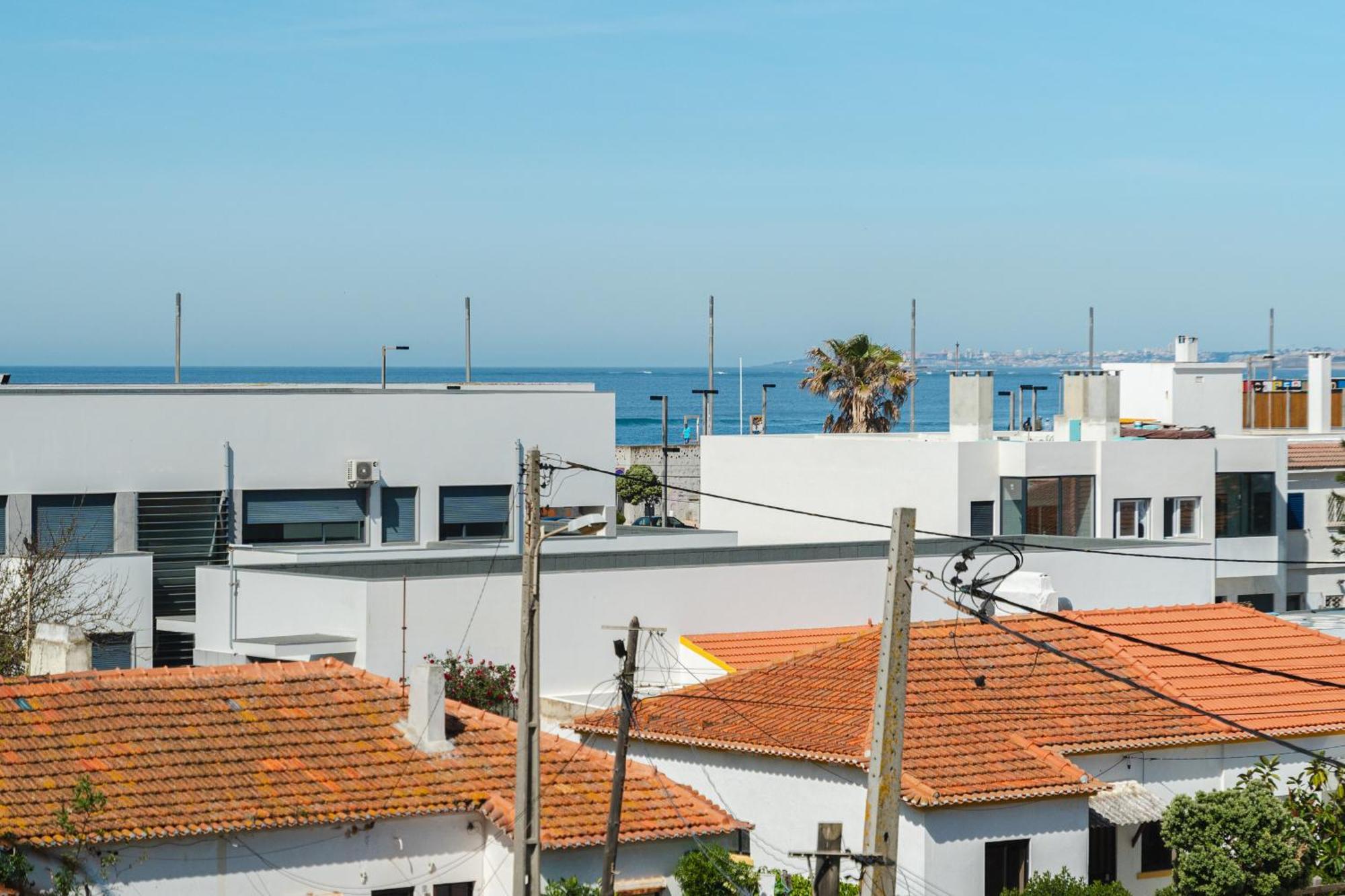Sea View & Sundown, 150M From The Beach And Surf Spots Costa da Caparica Esterno foto