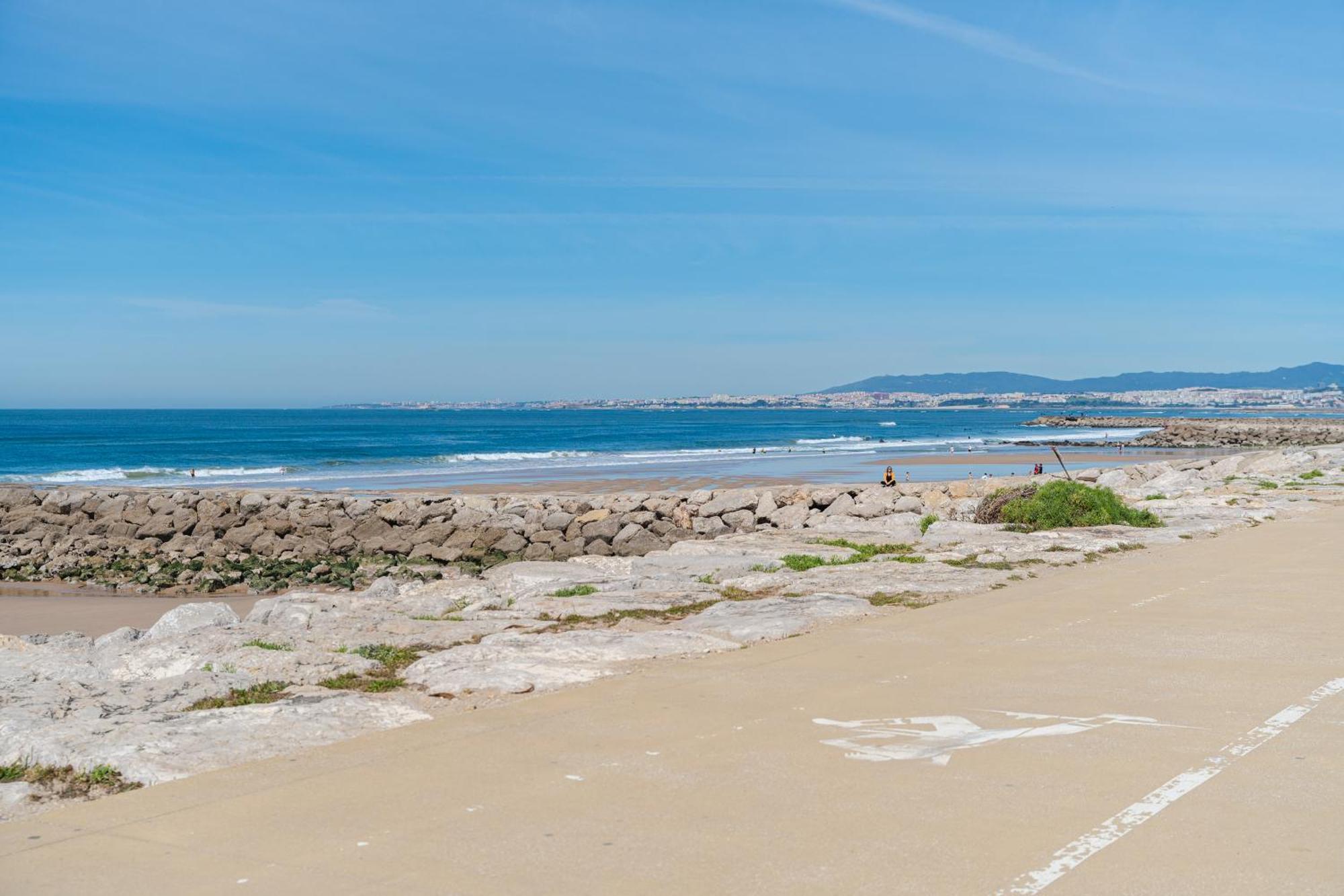 Sea View & Sundown, 150M From The Beach And Surf Spots Costa da Caparica Esterno foto