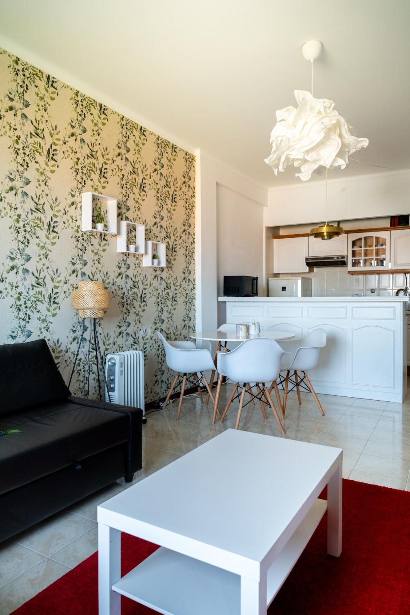 Sea View & Sundown, 150M From The Beach And Surf Spots Costa da Caparica Esterno foto